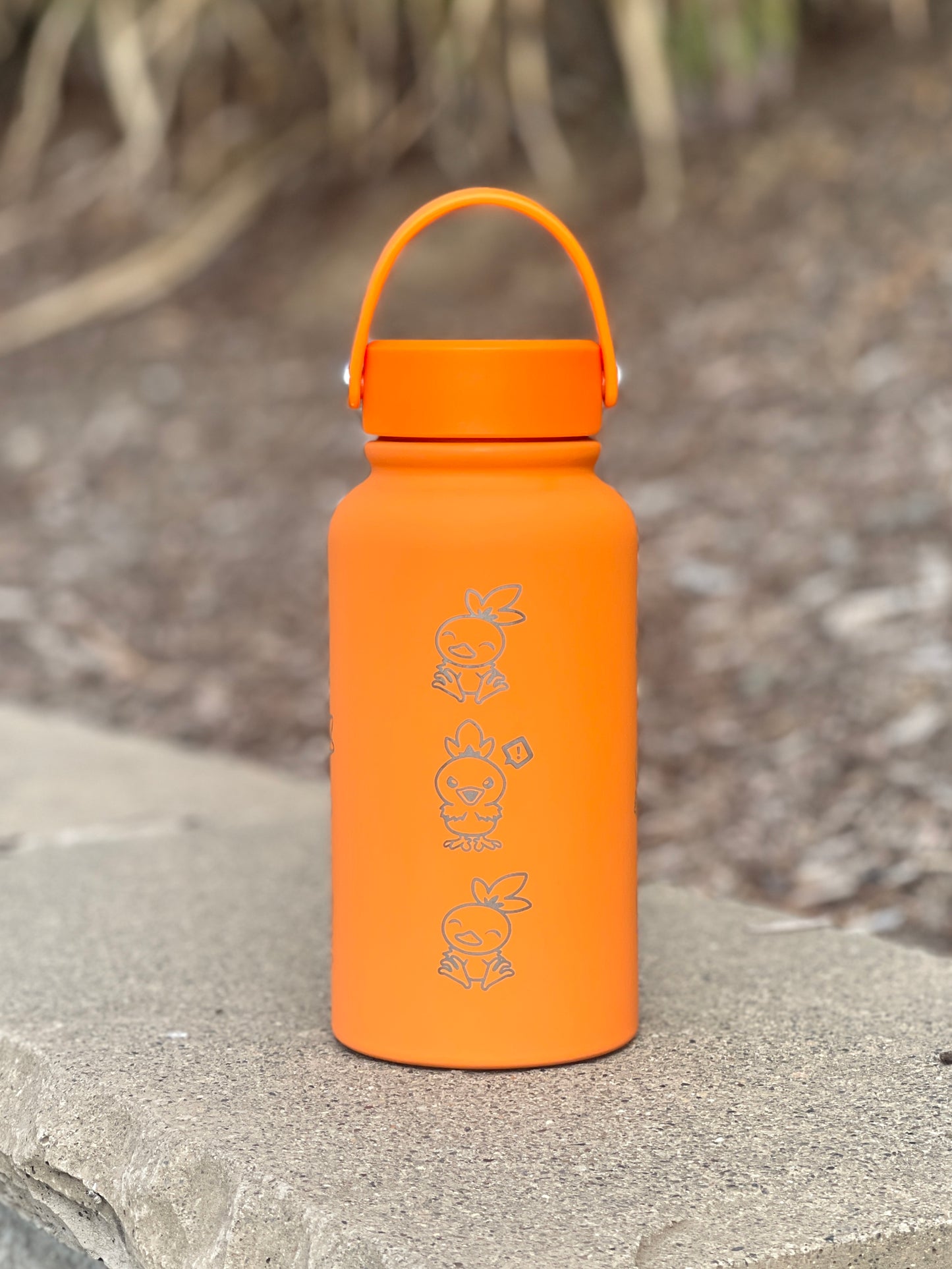 Torchic Water Bottle Engraved Coffee Tumbler with Mystery Dungeon Scarf & Angry Torchic, Waterbottle Travel Mug Anime Fan Birthday Gift