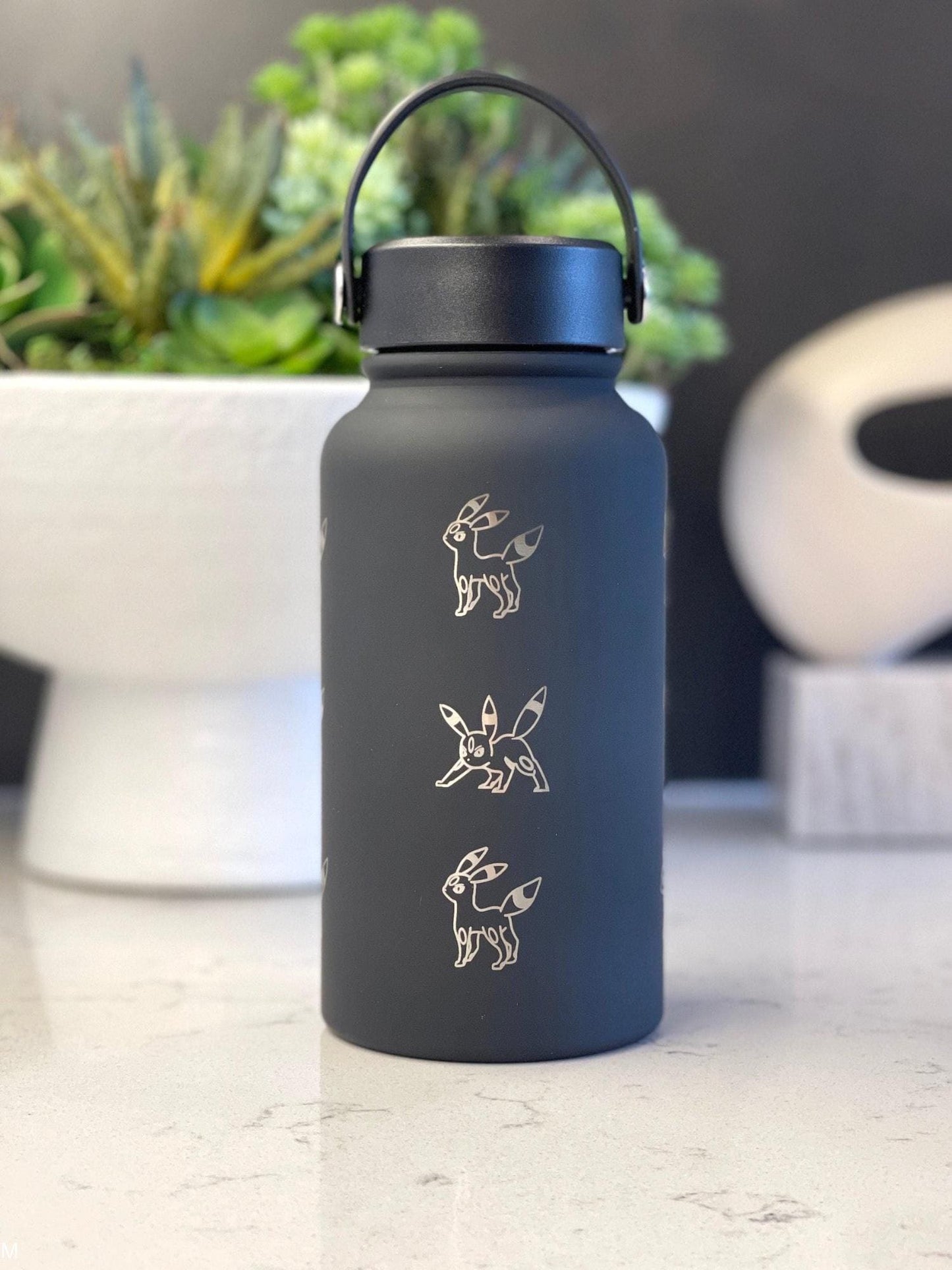 Umbreon Water Bottle Engraved Coffee Tumbler, Eevee Eeveelution Waterbottle Thermos, Anime Fan Travel Mug Birthday Anniversary Gift