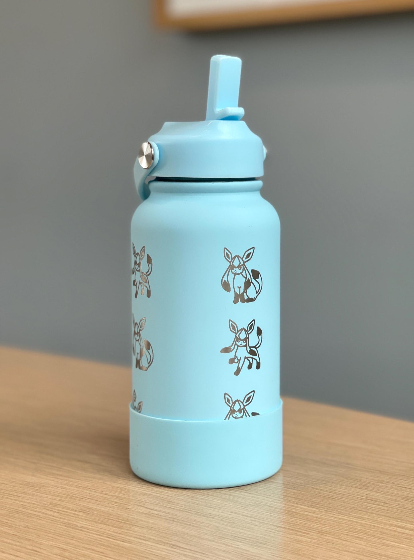 Glaceon Water Bottle Engraved Coffee Tumbler with Ice Beam Glaceon & Unite Costume Waterbottle, Eeveelution Anime Fan Anniversary Gift