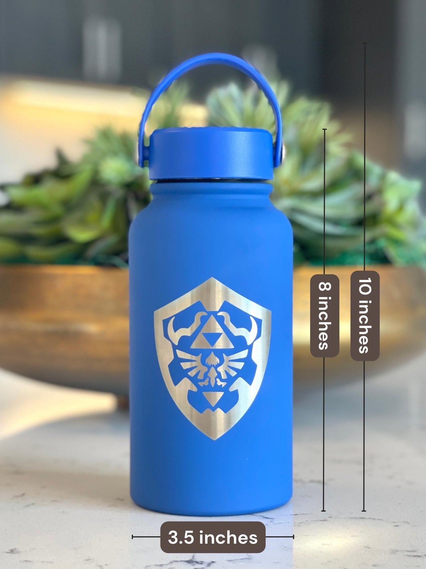Zelda Hylian Shield & Sword Link Water Bottle, Breath of the Wild Coffee Tumbler, Gamer Birthday Anniversary Travel Mug Thermos Flask Gift