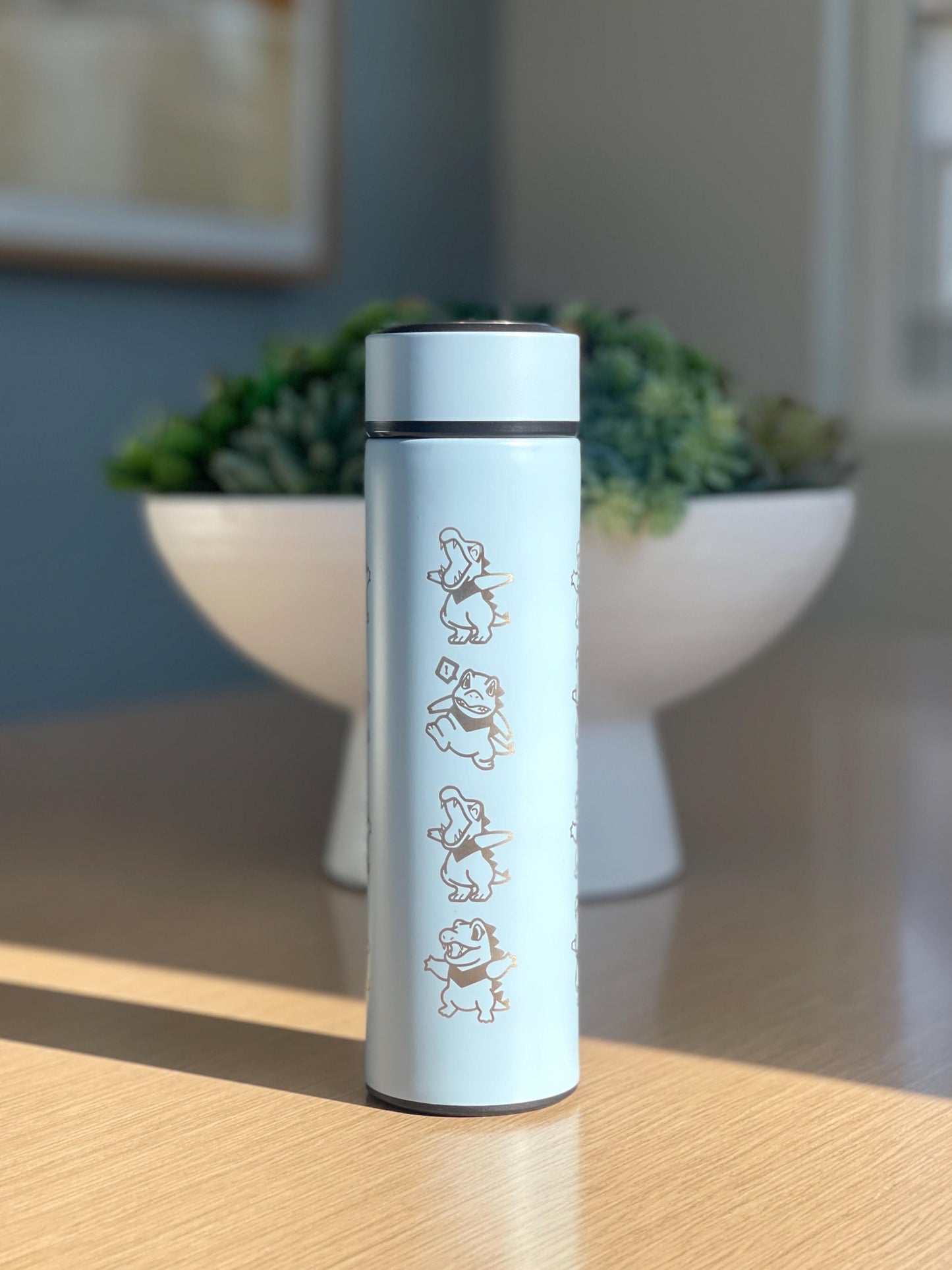 Totodile Coffee Tumbler, Engraved Water Bottle with Tea Infuser, Mystery Dungeon Scarf, Johto Legends ZA Starter Flask Anniversary Gift