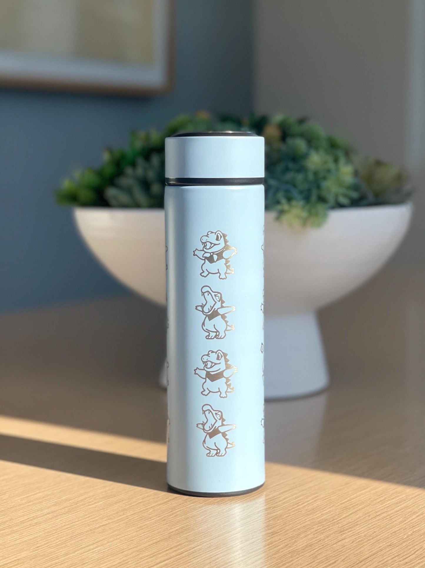 Totodile Coffee Tumbler, Engraved Water Bottle with Tea Infuser, Mystery Dungeon Scarf, Johto Legends ZA Starter Flask Anniversary Gift