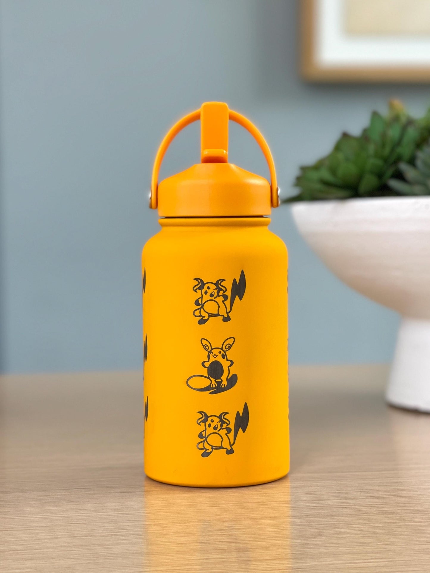 Raichu Water Bottle Tumbler with Alolan Raichu, Engraved Coffee Travel Mug Straw Waterbottle, Cute Anime Fan Pikachu Birthday Gift