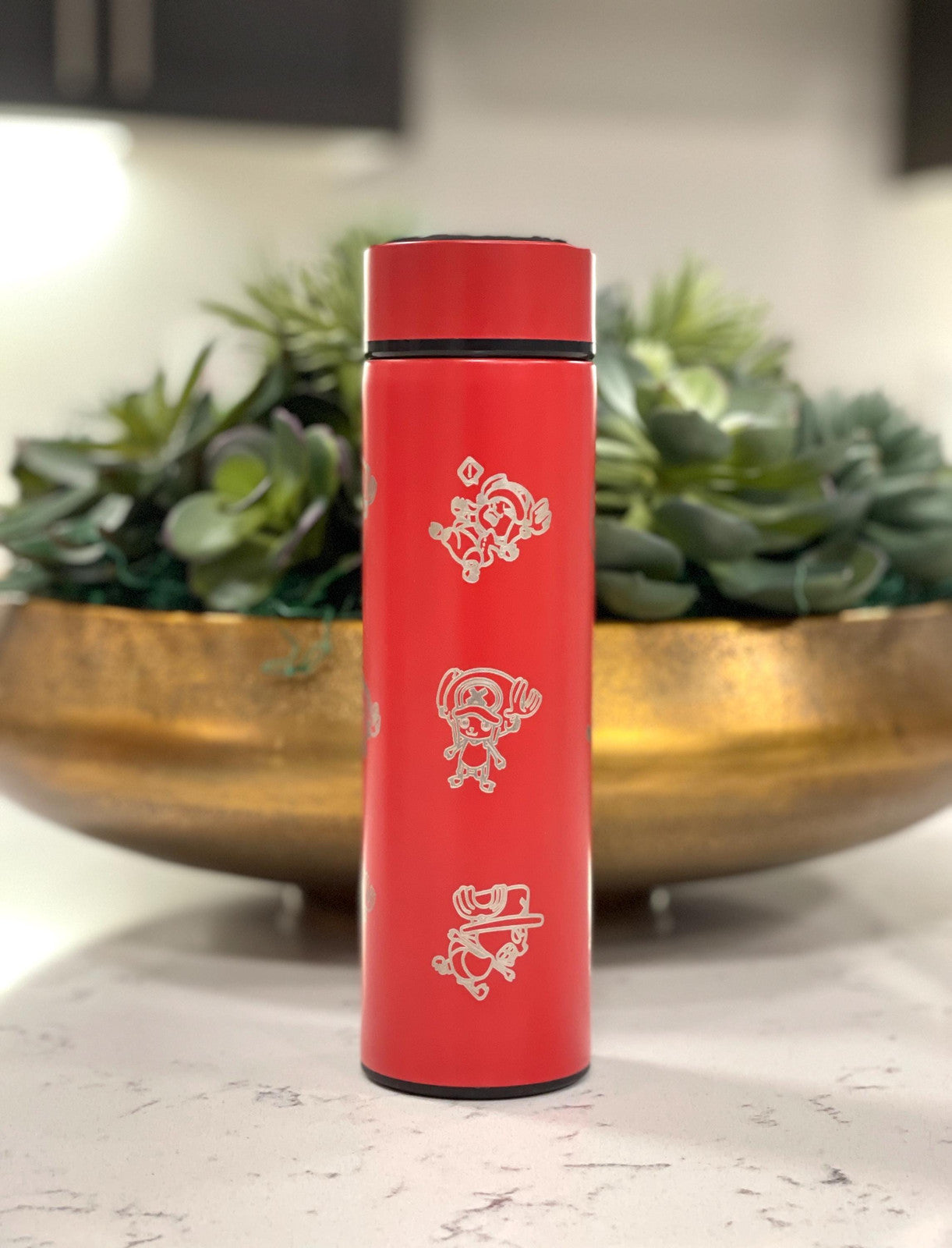 Chopper One Piece Coffee Tumbler with Tea Infuser Engraved Water Bottle, Hito