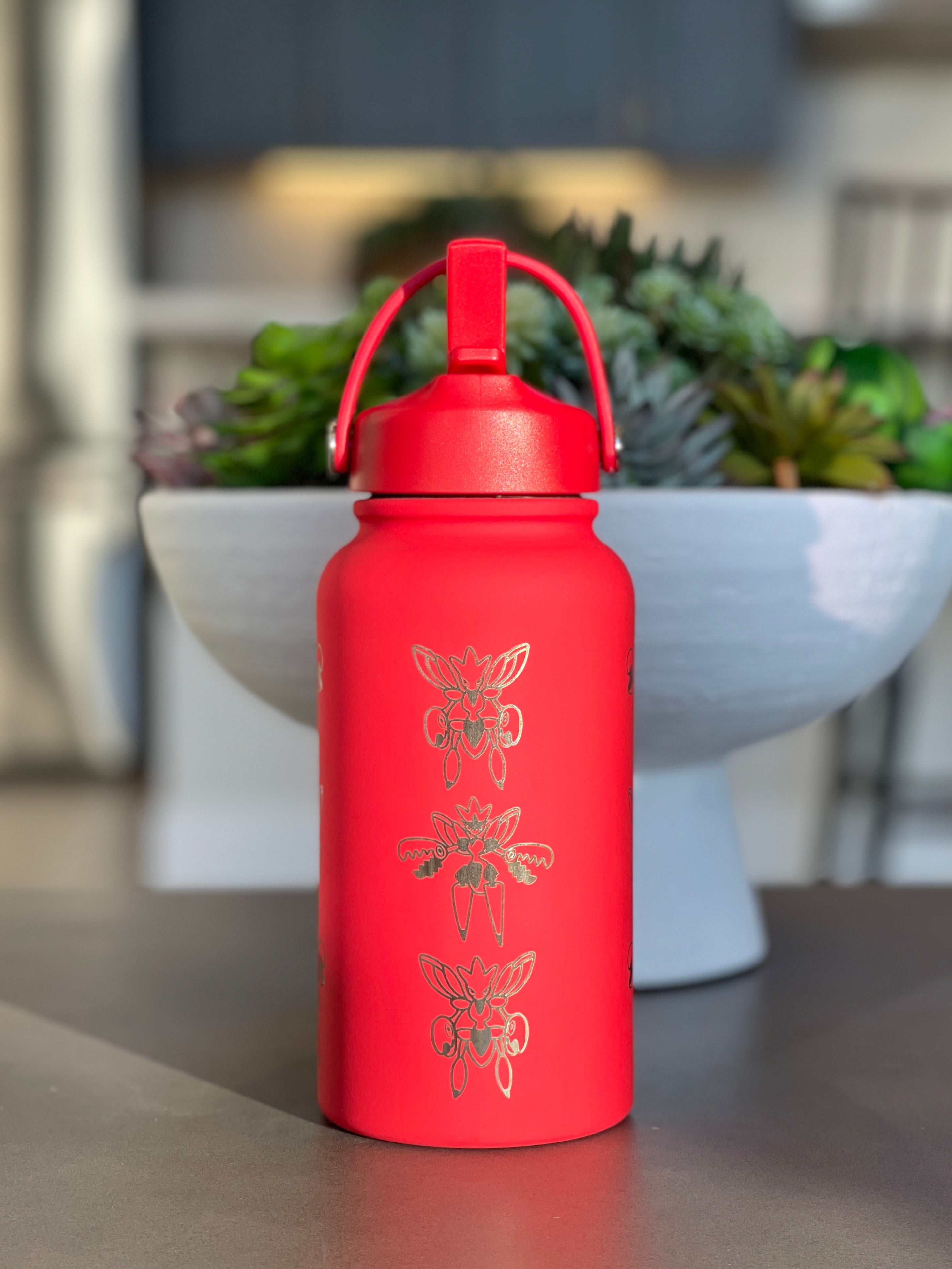 Scizor Water Bottle Engraved Waterbottle with Mega Scizor, Johto Bug Steel Coffee Tumbler Thermos Flask, Gamer Anniversary Gift