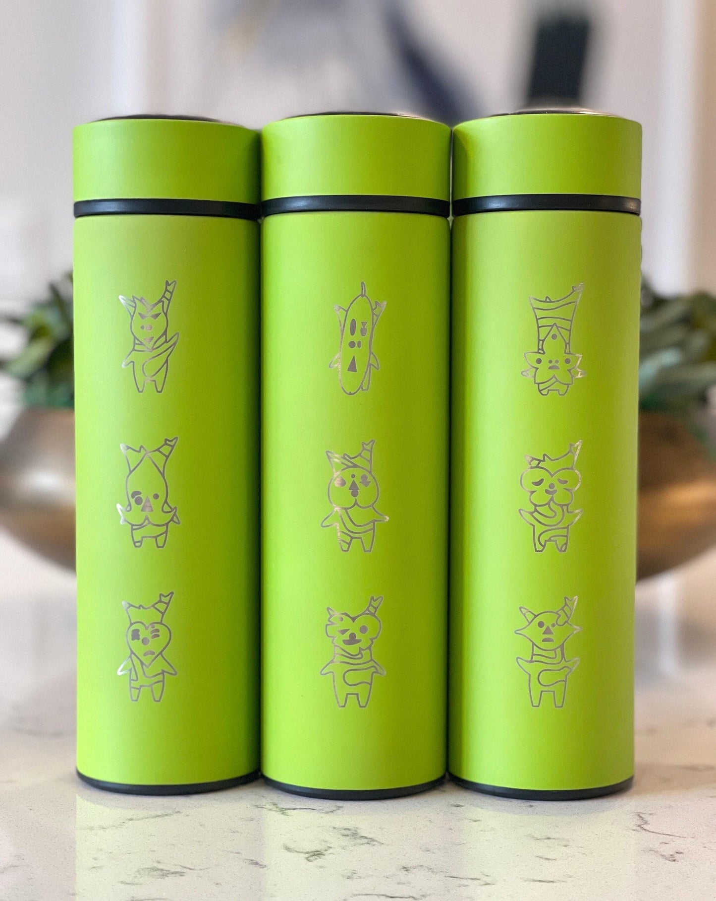Korok Coffee Tumbler Tea Infuser Travel Mug, Legend of Zelda Breath of the Wild Water Bottle, Leaf Mask Kokiri Forest Cute Gamer Gift