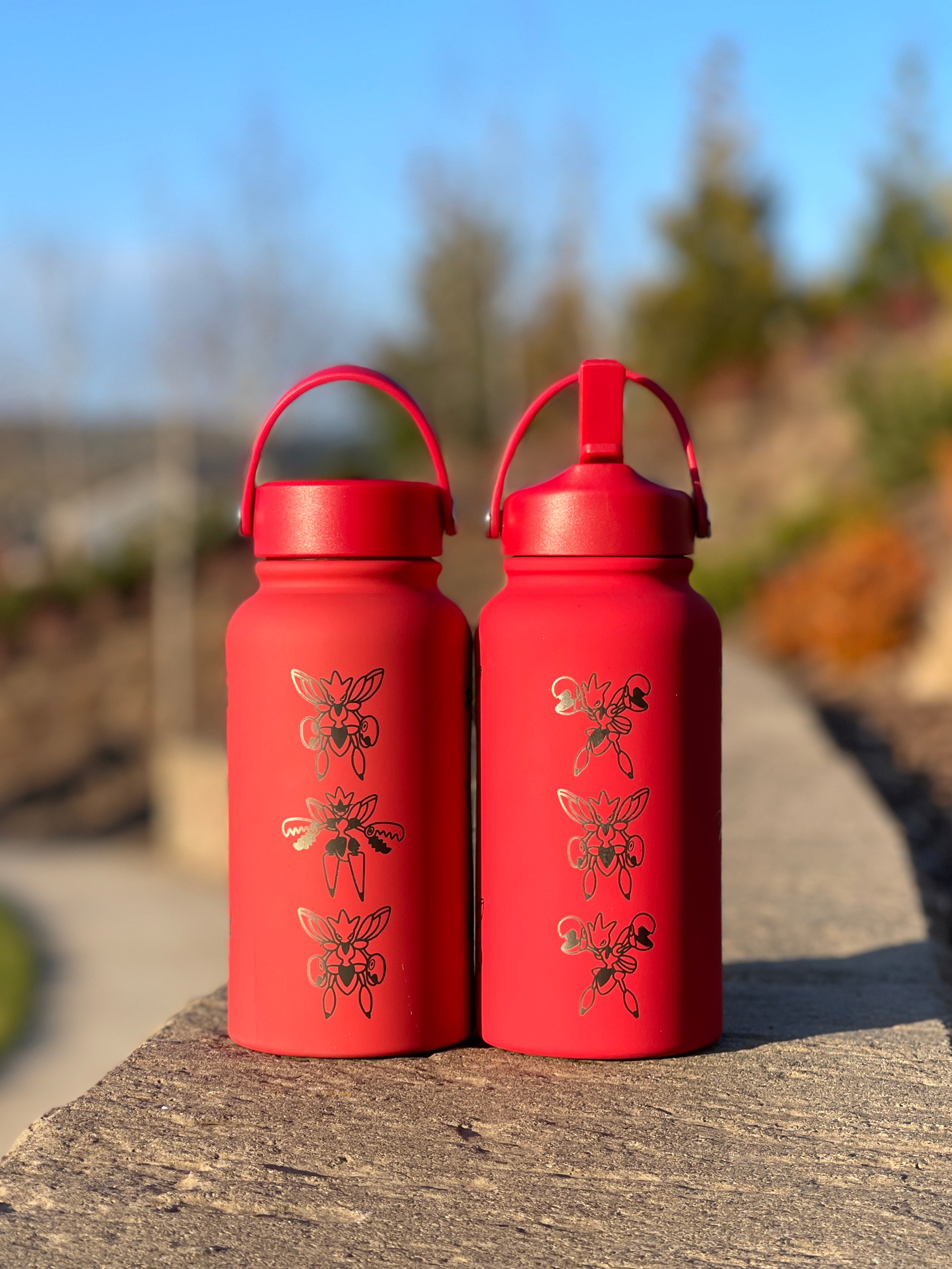 Scizor Water Bottle Engraved Waterbottle with Mega Scizor, Johto Bug Steel Coffee Tumbler Thermos Flask, Gamer Anniversary Gift