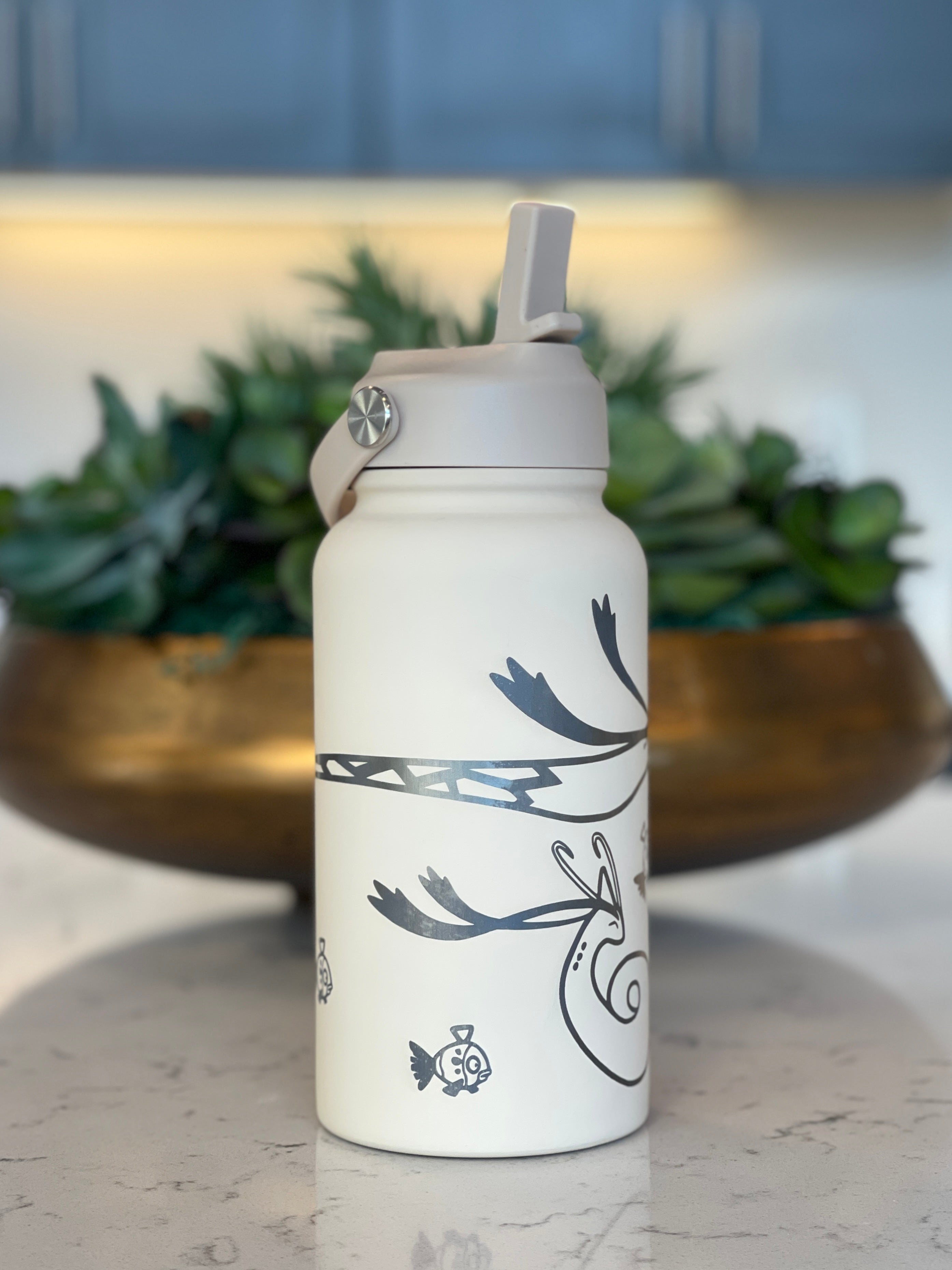 Milotic & Feebas Water Bottle Engraved Waterbottle, Dragon Coffee Tumbler Thermos Flask, Gamer Anniversary Gift